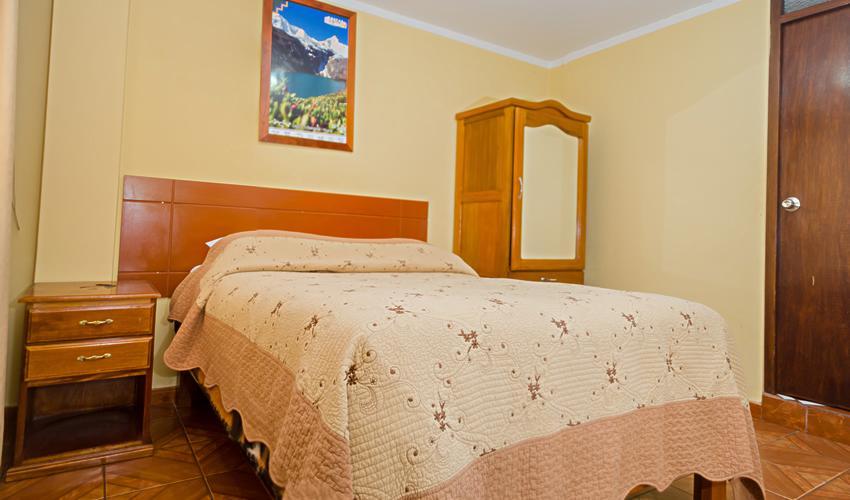 Tamia Hoteles Уарас Екстериор снимка